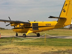 yellow-airplane-skydive